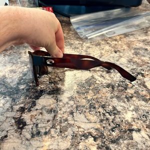 Costa Del Mar paunch xl. Green 580g lenses tortoise frame